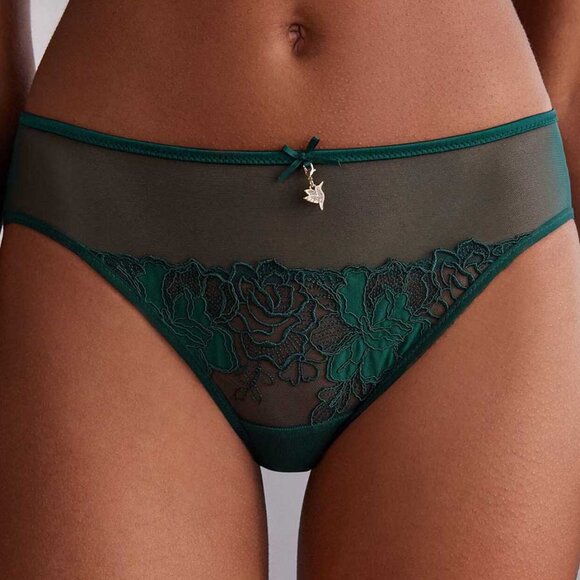 Panties with Hummingbird Gold Charm From Jennifer Lopez’s Intimates Collection - Picture 1 of 14